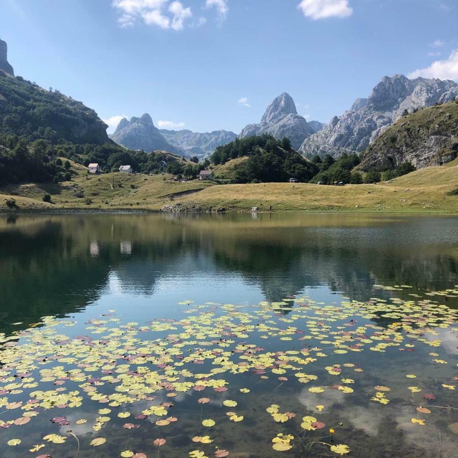 Vila Verusa Exteriér fotografie